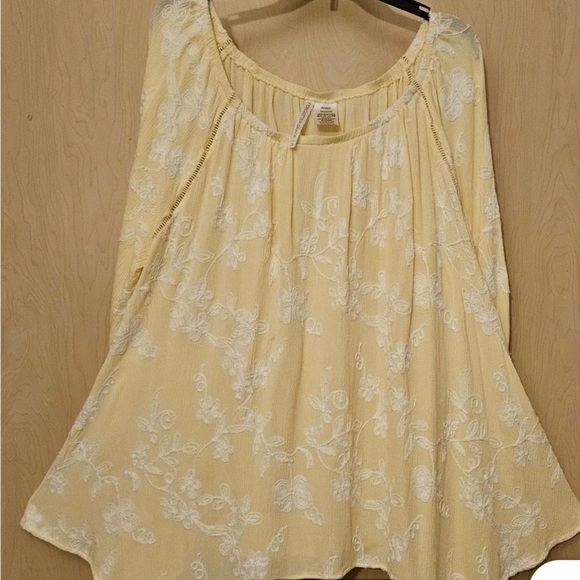 Yellow swing top - Picture 1 of 5